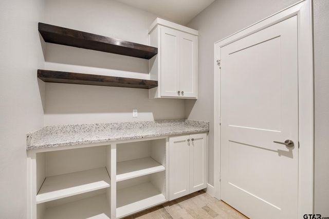 15029 C R 1198, Flint, TX 75762