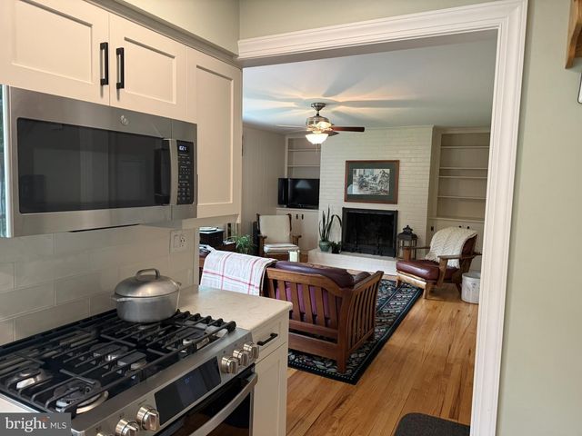 170 CRESCENT DR, Dover, DE 19904