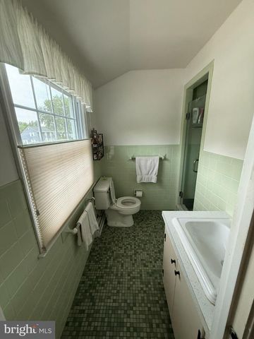 170 CRESCENT DR, Dover, DE 19904