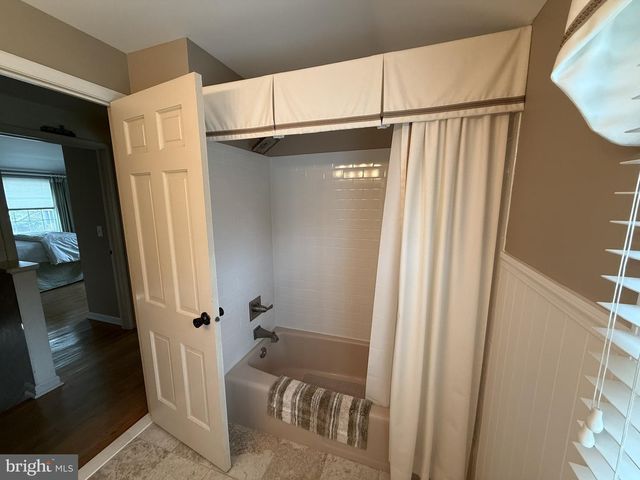 170 CRESCENT DR, Dover, DE 19904