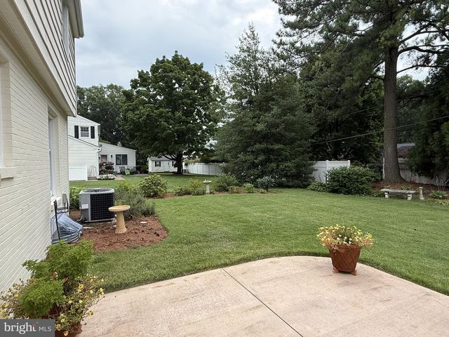 170 CRESCENT DR, Dover, DE 19904