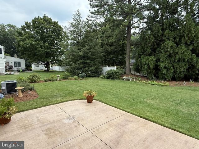 170 CRESCENT DR, Dover, DE 19904
