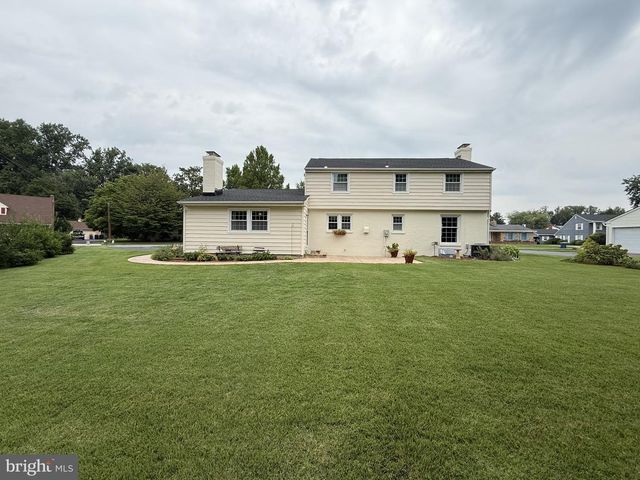 170 CRESCENT DR, Dover, DE 19904