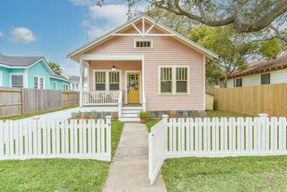 4616 Avenue O 1/2, Galveston, TX 77551