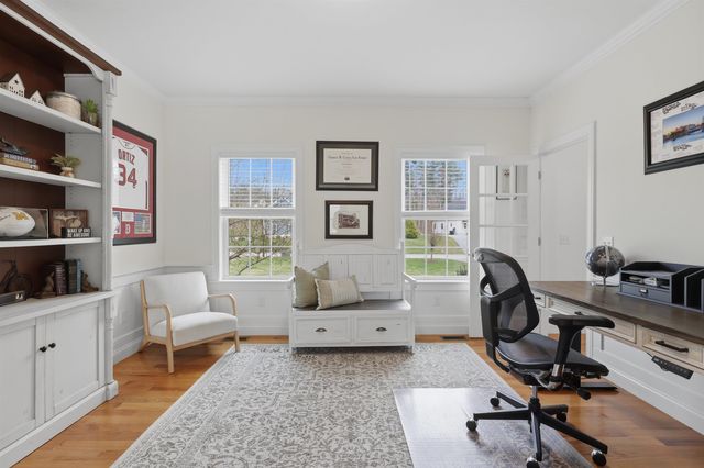 3 Hummingbird Lane, Salem, NH 03079