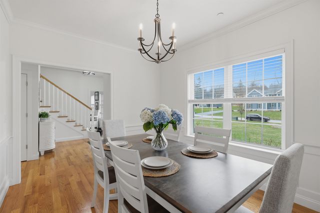 3 Hummingbird Lane, Salem, NH 03079