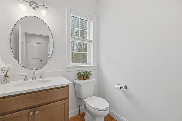 3 Hummingbird Lane, Salem, NH 03079