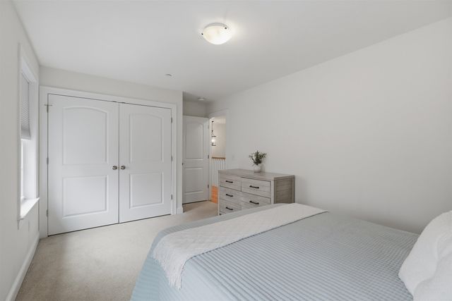 3 Hummingbird Lane, Salem, NH 03079