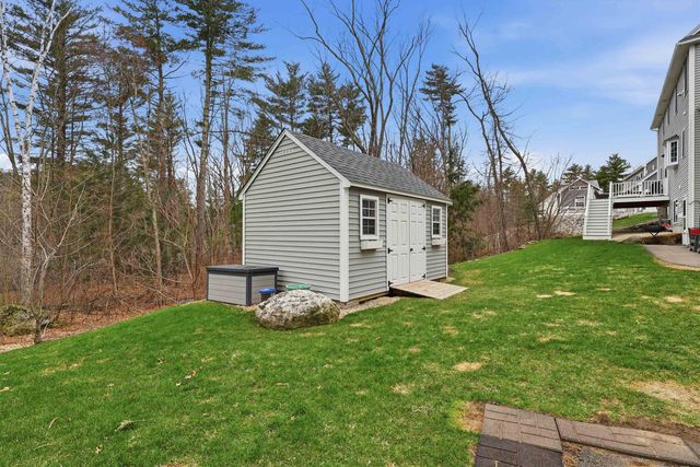 3 Hummingbird Lane, Salem, NH 03079