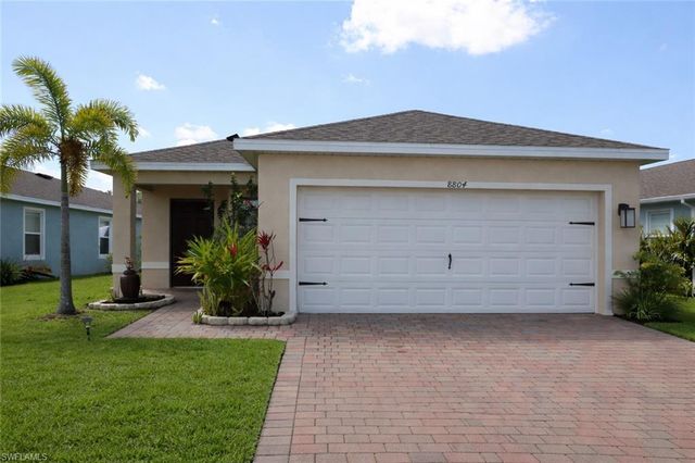 8804 Swell Brooks CT, North Fort Myers, FL 33917