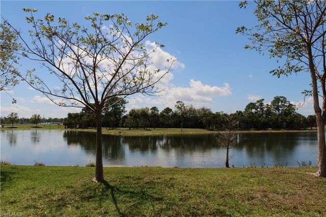 8804 Swell Brooks CT, North Fort Myers, FL 33917