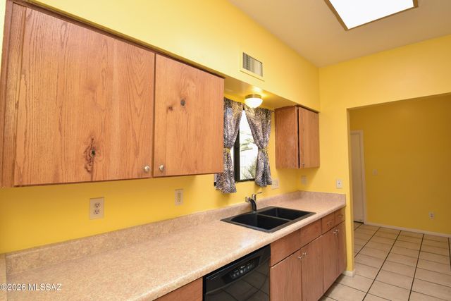 3352 E Popinac Loop, Tucson, AZ 85716