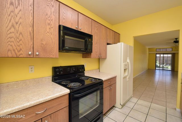 3352 E Popinac Loop, Tucson, AZ 85716