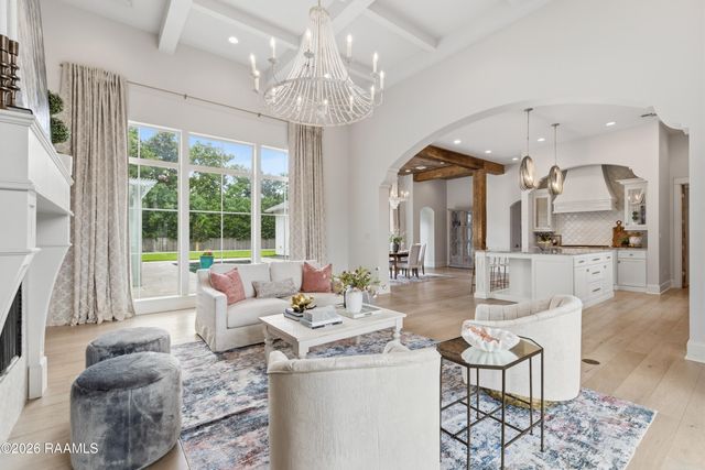 109 Turtledove Trail, Lafayette, LA 70508