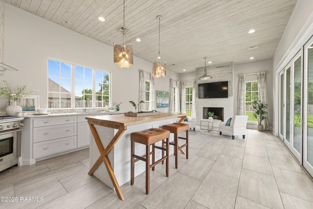 109 Turtledove Trail, Lafayette, LA 70508