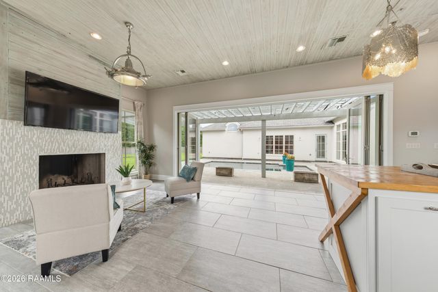 109 Turtledove Trail, Lafayette, LA 70508