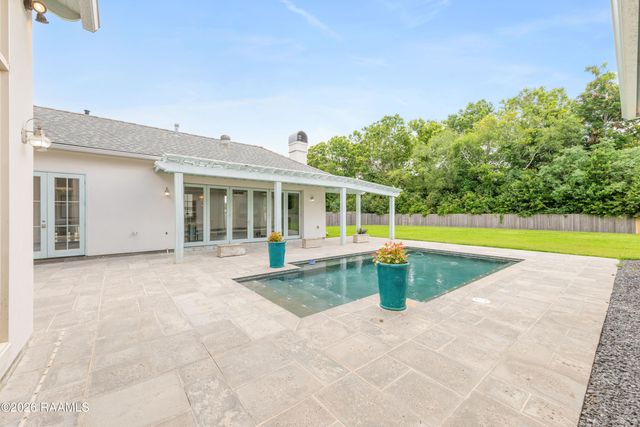 109 Turtledove Trail, Lafayette, LA 70508