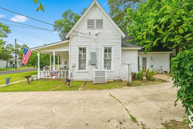 911 N Main Street, Winnsboro, TX 75494
