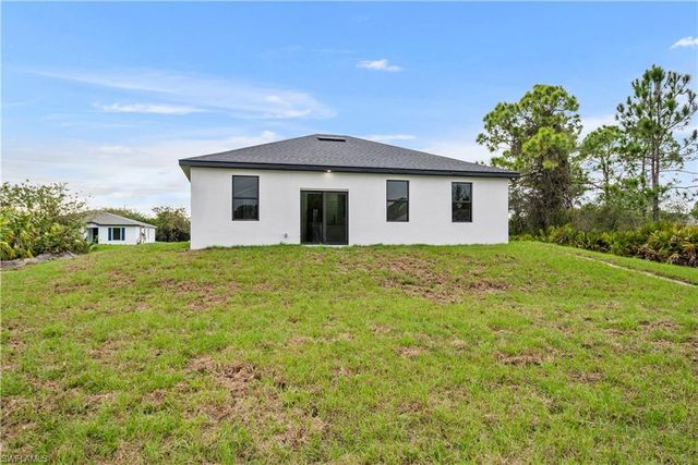 6002 Olive AVE N, Lehigh Acres, FL 33971