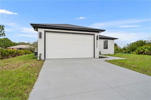 6002 Olive AVE N, Lehigh Acres, FL 33971