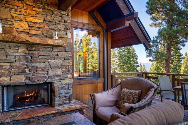 2526 N Summit Place, Truckee, CA 96161