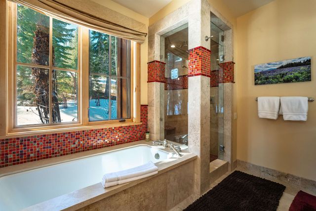 2526 N Summit Place, Truckee, CA 96161