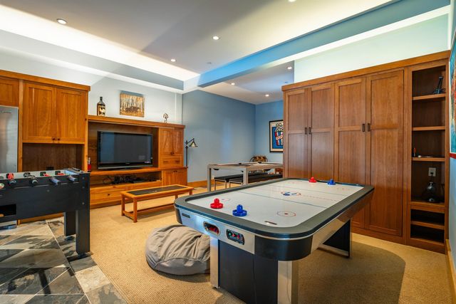 2526 N Summit Place, Truckee, CA 96161