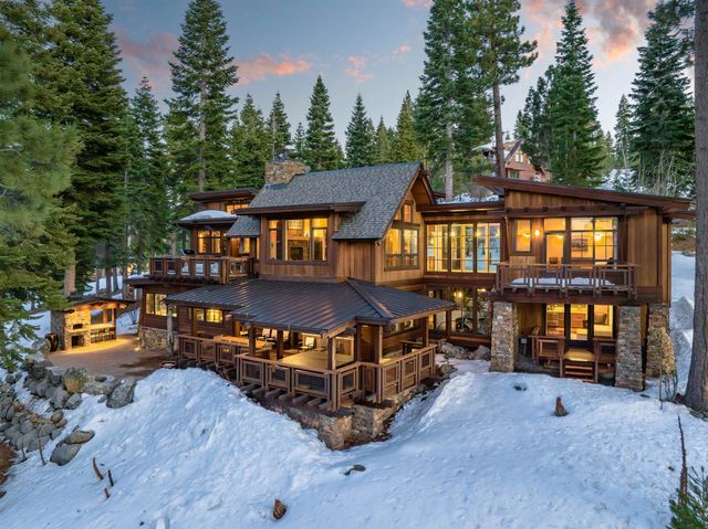 2526 N Summit Place, Truckee, CA 96161