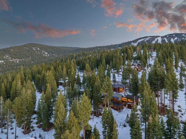 2526 N Summit Place, Truckee, CA 96161