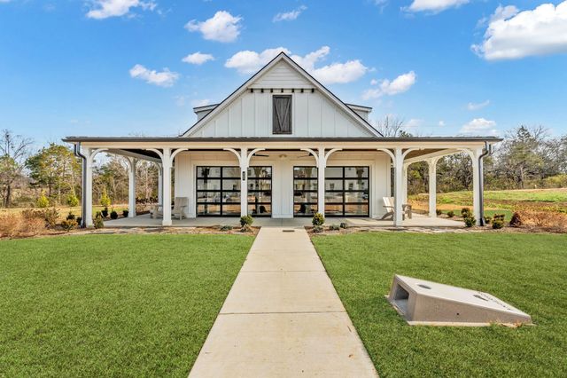 614 Granbury Pvt Drive, Hendersonville, TN 37075