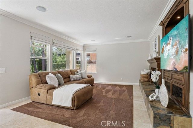 6 Westchester Court, Laguna Hills, CA 92679