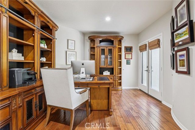 6 Westchester Court, Laguna Hills, CA 92679