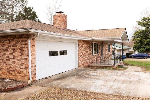 818 Locust Street, Mountain Home, AR 72653