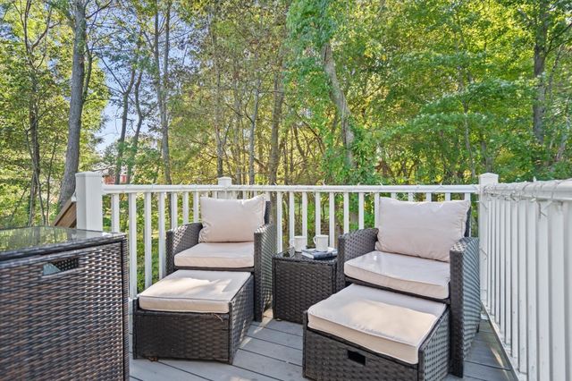 66 Castine St, Worcester, MA 01606