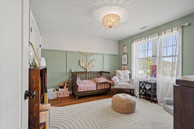 66 Castine St, Worcester, MA 01606