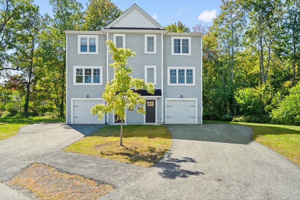 66 Castine St, Worcester, MA 01606