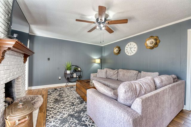 2531 MIMOSA TREE DR, Germantown, TN 38138