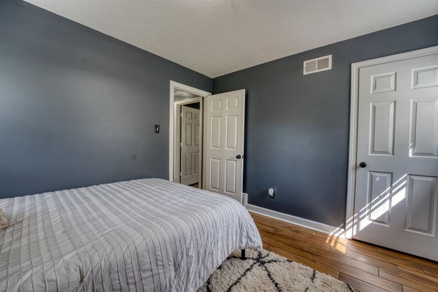 2531 MIMOSA TREE DR, Germantown, TN 38138