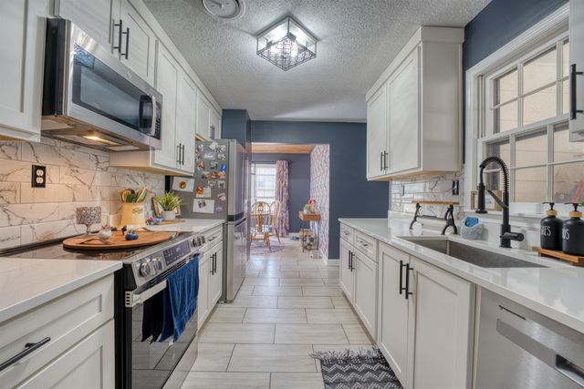 2531 MIMOSA TREE DR, Germantown, TN 38138