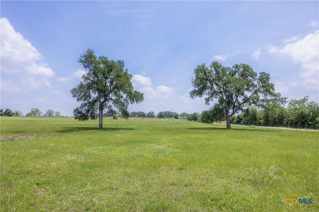 1016 County Road 306, Rockdale, TX 76567