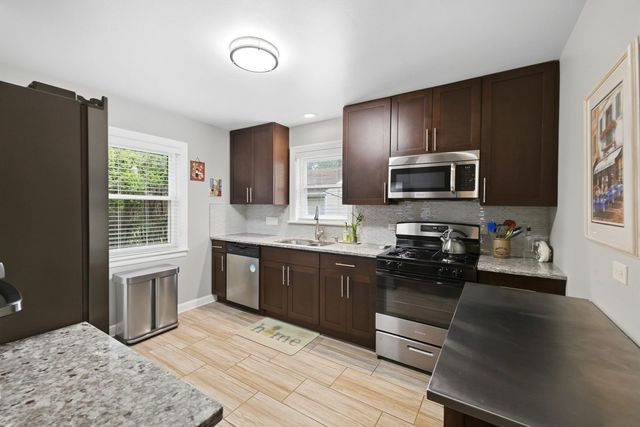 7639 Laramie Avenue, Skokie, IL 60077