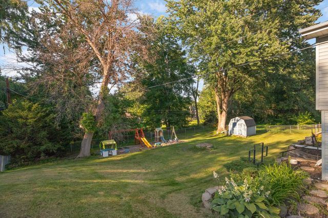 3208 Brookview Drive, Burnsville, MN 55337