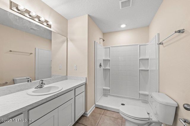 882 ROTARY Road, Jacksonville, FL 32211