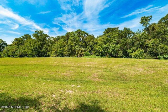 882 ROTARY Road, Jacksonville, FL 32211