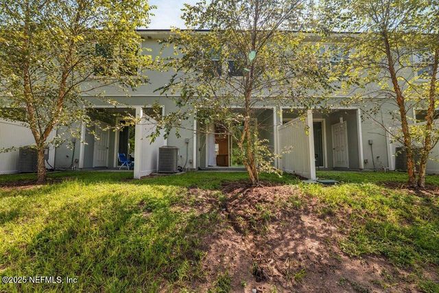 882 ROTARY Road, Jacksonville, FL 32211