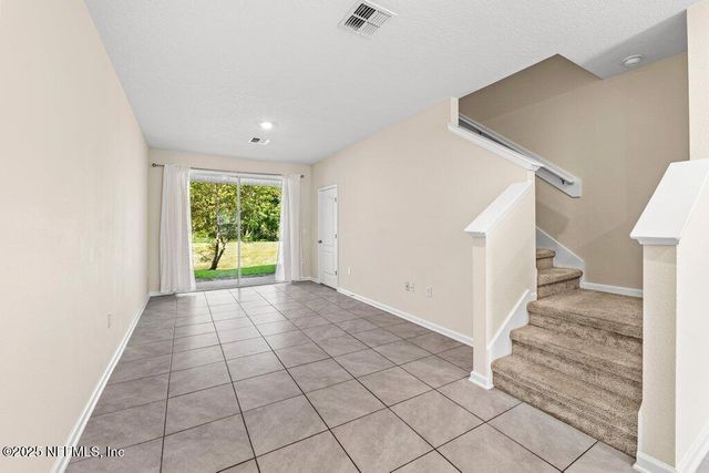 882 ROTARY Road, Jacksonville, FL 32211