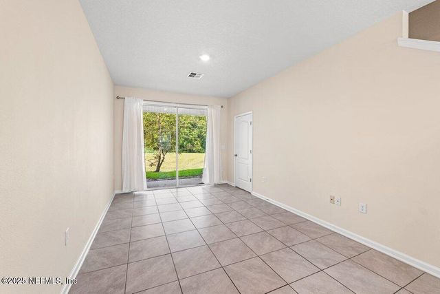 882 ROTARY Road, Jacksonville, FL 32211