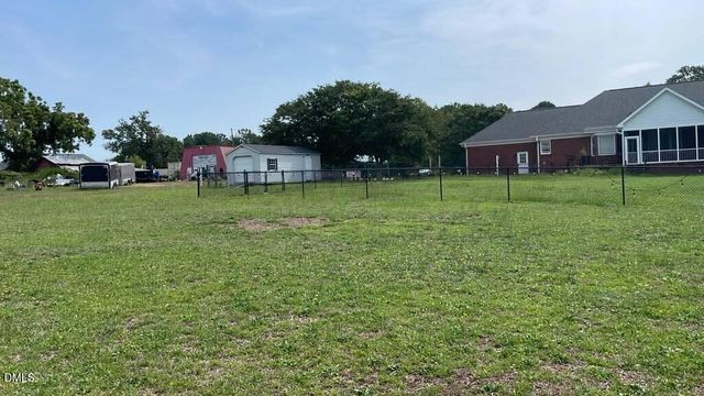 11500 Old Stage Road, Willow Springs, NC 27592