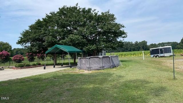 11500 Old Stage Road, Willow Springs, NC 27592