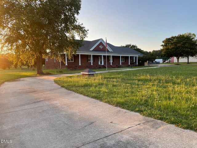 11500 Old Stage Road, Willow Springs, NC 27592